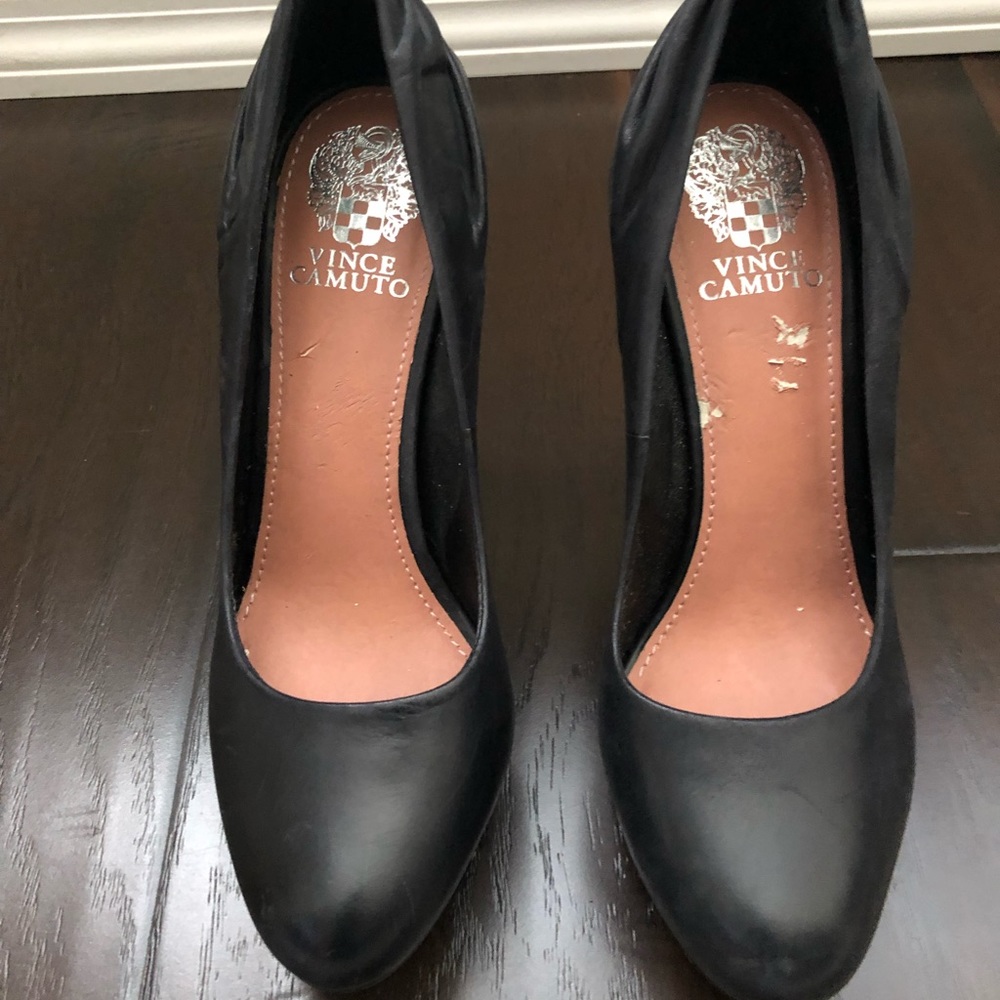 Vince Camuto Pumps